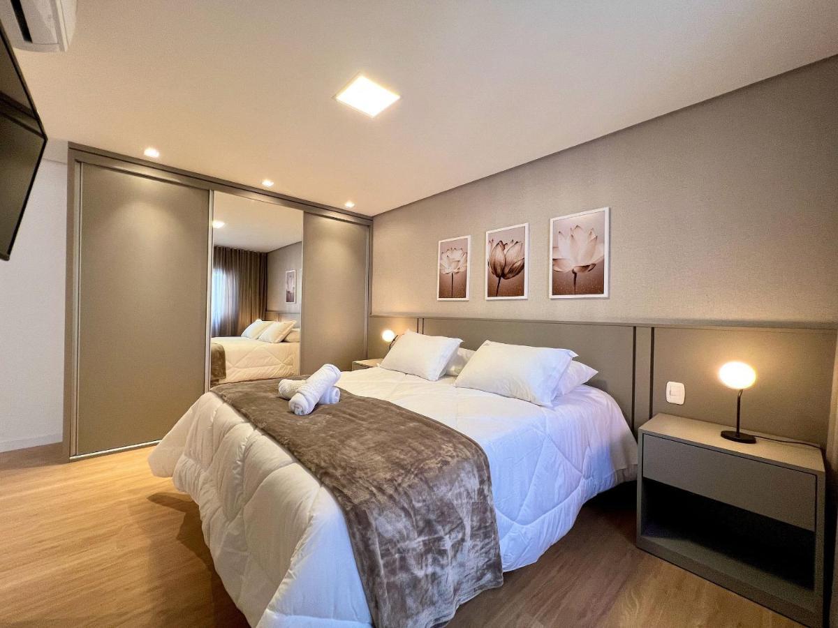 Apartamentos Solar Da Garibaldi Centro By Achei Грамаду Екстериор снимка