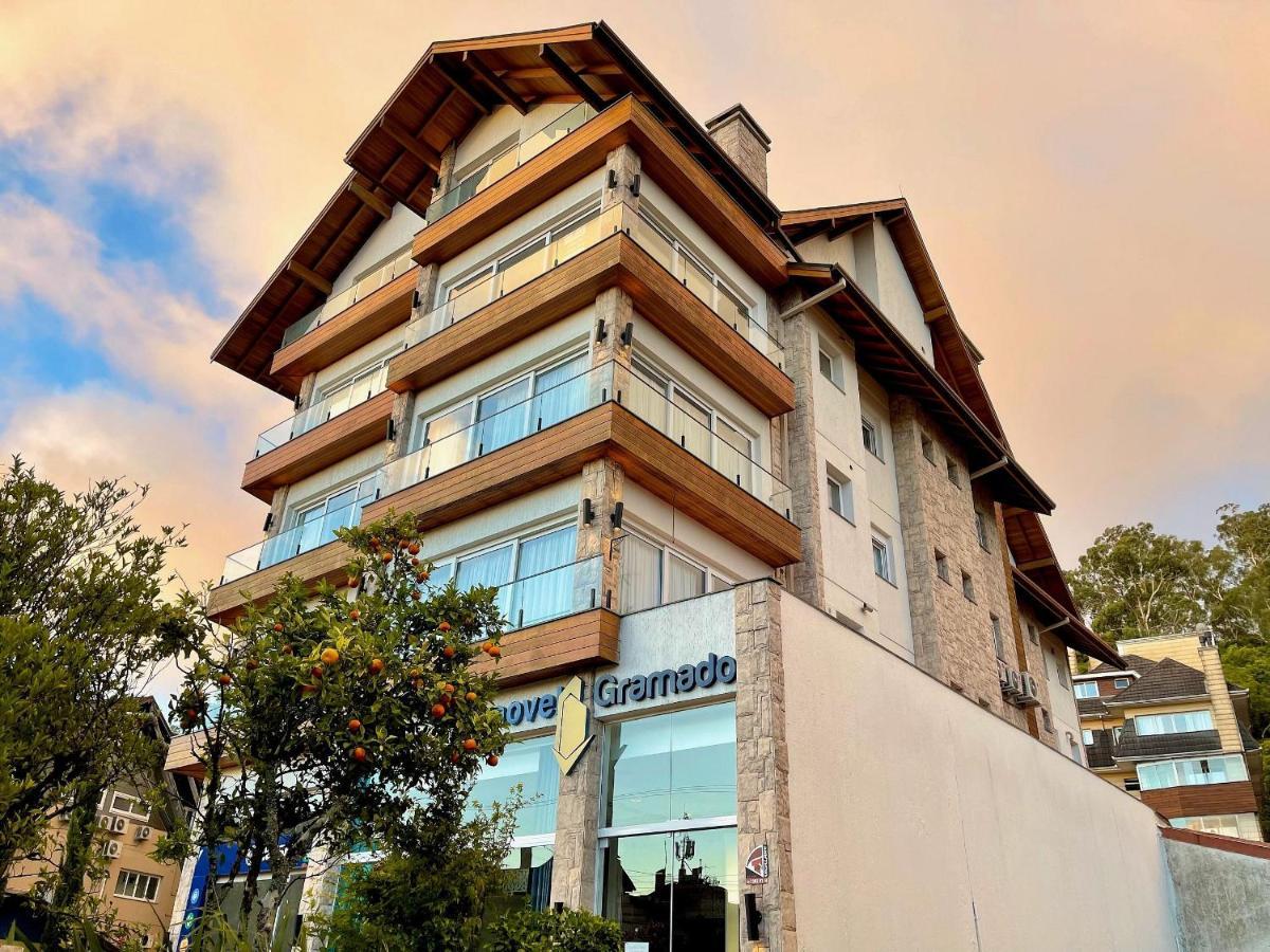 Apartamentos Solar Da Garibaldi Centro By Achei Грамаду Екстериор снимка