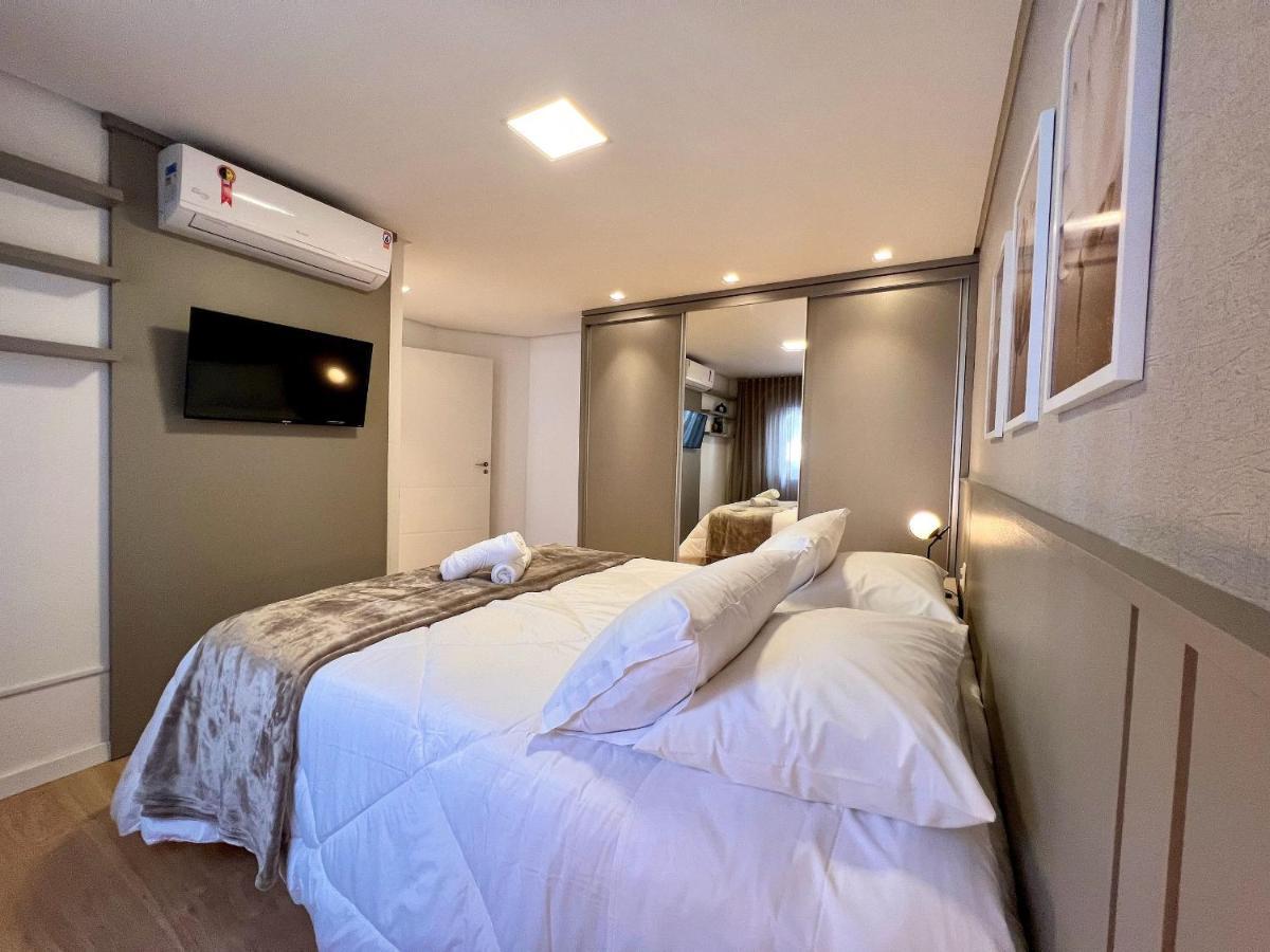 Apartamentos Solar Da Garibaldi Centro By Achei Грамаду Екстериор снимка